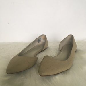 Apt 9 Cream Snakeskin flats / Size 9.5
